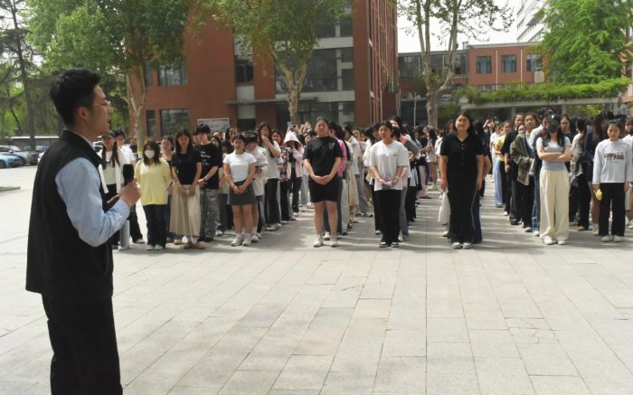 undefined 为扎实推进平安校园建设