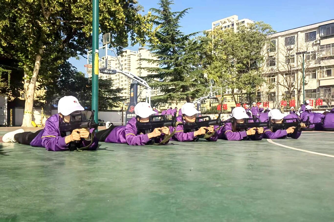 了解训练进度与后勤保障情况
