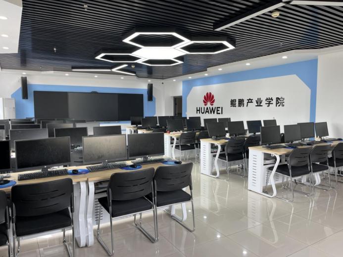 持续深化产教融合