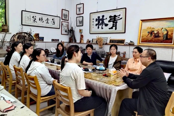 读书协会同学们及部分教师热情参与